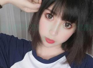 雯粥粥i的连衣裙写真图集，捕捉每一个优雅瞬间的动人美丽