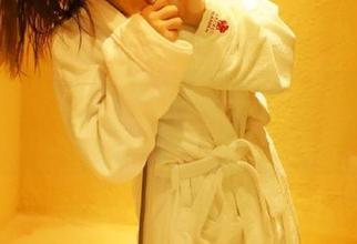 青丘女神 – 九尾学妹高清美图：让写真瞬间抓住你的心与目光