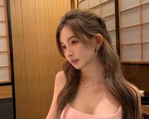 青豆客 – 独特王语纯无圣光JK写真合集，唤醒内心深处的少女梦