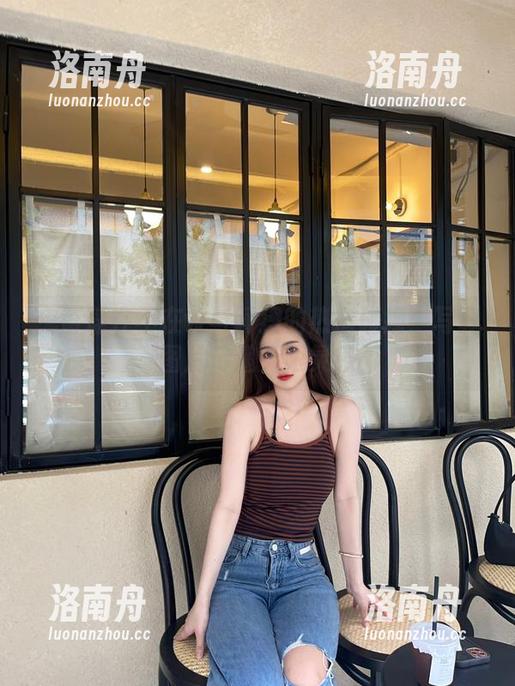 鬼畜瑶在不在w 鬼畜瑶在不在w与阿狸的热情碰撞:写真图片传递无限灵感