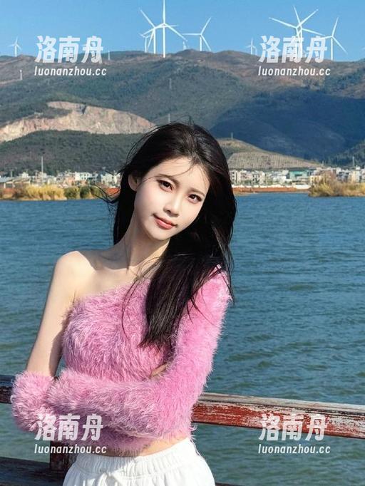 魅妍社-小乔Joyi 魅妍社 - 一同观看小乔Joyi的夏日之旅,原图展现她的梦幻与活力!