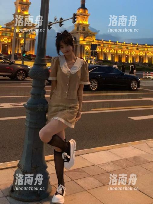 魅妍社-赵梦洁 魅妍社 - 赵梦洁美脚写真,资源满满,快来看看你的笑点在哪里!